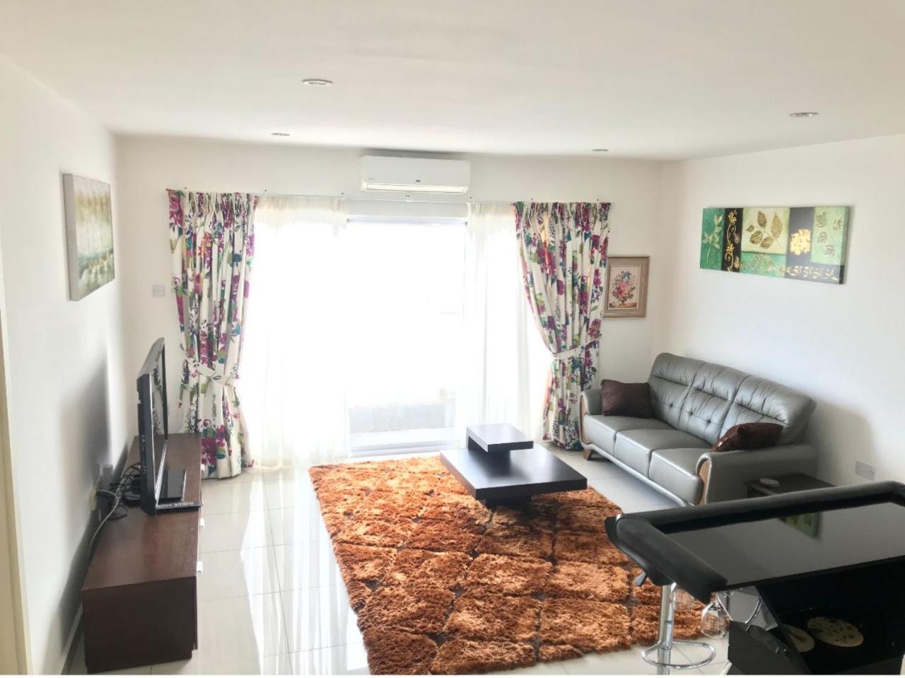 Gallery Apartments By Bestwest Hospitality Akra Zewnętrze zdjęcie