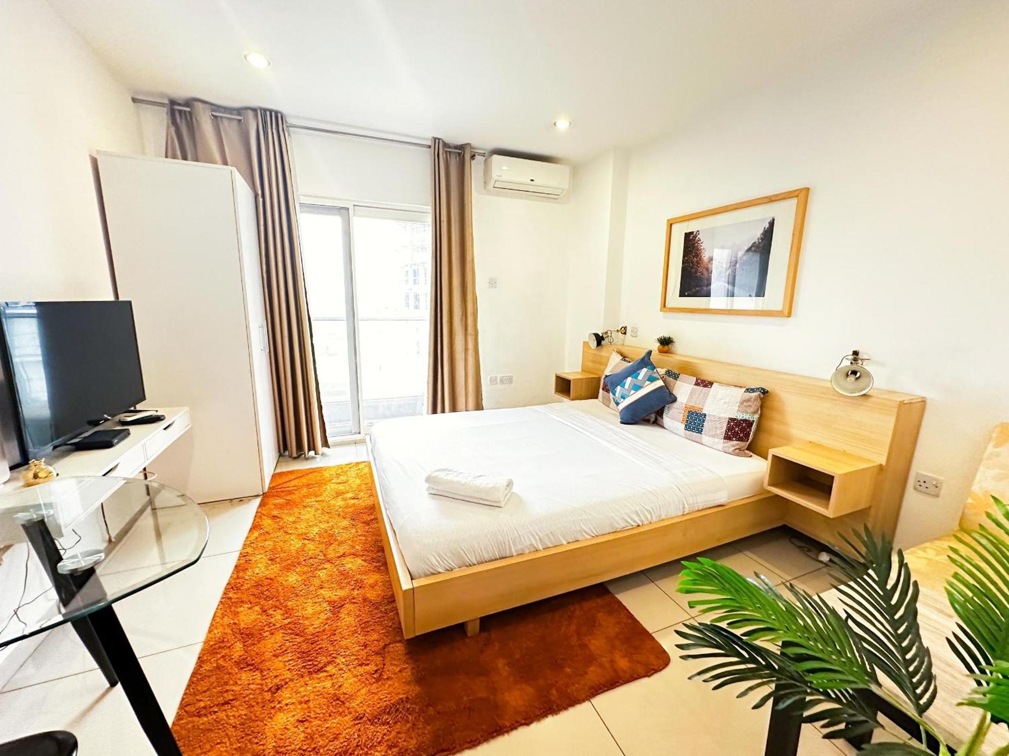 Gallery Apartments By Bestwest Hospitality Akra Zewnętrze zdjęcie