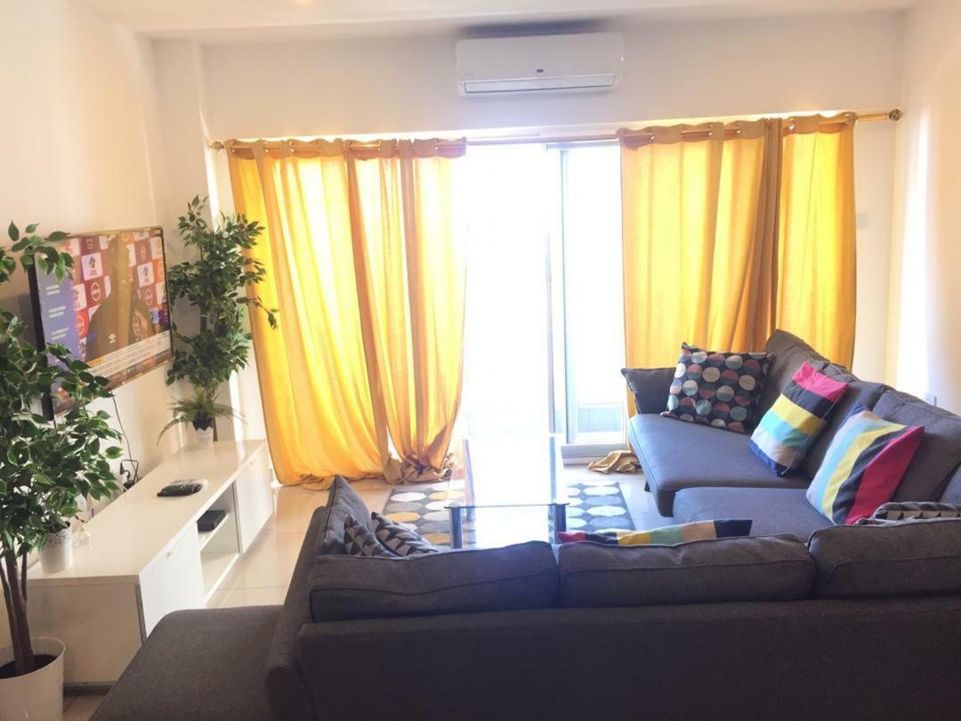 Gallery Apartments By Bestwest Hospitality Akra Zewnętrze zdjęcie